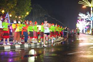 BIB: 204
                            <button type="button" onclick="openModal(17052720)" class="btn btn-primary btn-sm float-right btn-popup" data-toggle="modal" data-target=".modal-high-quality">
                        <i class="fas fa-shopping-cart"></i> Add to Cart
                    </button>
                                            <button type="button" onclick="isThisMe(17052720, true)" class="btn btn-success btn-sm float-right btn-popup btn-isme hidden" data-toggle="tooltip" data-placement="bottom" title="นี่คือรูปของคุณใช่ไหม คลิกที่นี่เพื่อเอาเข้าอัลบั้ม">
                        <i class="fas fa-plus"></i> Add to album
                    </button>
                    <button type="button" onclick="isThisMe(17052720, false)" class="btn btn-warning btn-sm float-right btn-popup btn-isnotme hidden">
                        <i class="fas fa-ban"></i> Remove from album
                    </button>