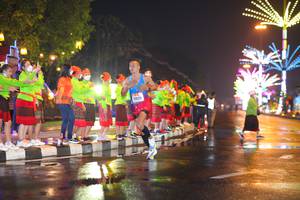 BIB: 20020
                            <button type="button" onclick="openModal(17053674)" class="btn btn-primary btn-sm float-right btn-popup" data-toggle="modal" data-target=".modal-high-quality">
                        <i class="fas fa-shopping-cart"></i> Add to Cart
                    </button>
                                            <button type="button" onclick="isThisMe(17053674, true)" class="btn btn-success btn-sm float-right btn-popup btn-isme hidden" data-toggle="tooltip" data-placement="bottom" title="นี่คือรูปของคุณใช่ไหม คลิกที่นี่เพื่อเอาเข้าอัลบั้ม">
                        <i class="fas fa-plus"></i> Add to album
                    </button>
                    <button type="button" onclick="isThisMe(17053674, false)" class="btn btn-warning btn-sm float-right btn-popup btn-isnotme hidden">
                        <i class="fas fa-ban"></i> Remove from album
                    </button>