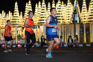BIB: 4245, 
                            <button type="button" onclick="openModal(17110155)" class="btn btn-primary btn-sm float-right btn-popup" data-toggle="modal" data-target=".modal-high-quality">
                        <i class="fas fa-shopping-cart"></i> Add to Cart
                    </button>
                                            <button type="button" onclick="isThisMe(17110155, true)" class="btn btn-success btn-sm float-right btn-popup btn-isme hidden" data-toggle="tooltip" data-placement="bottom" title="นี่คือรูปของคุณใช่ไหม คลิกที่นี่เพื่อเอาเข้าอัลบั้ม">
                        <i class="fas fa-plus"></i> Add to album
                    </button>
                    <button type="button" onclick="isThisMe(17110155, false)" class="btn btn-warning btn-sm float-right btn-popup btn-isnotme hidden">
                        <i class="fas fa-ban"></i> Remove from album
                    </button>