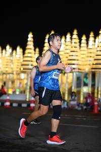 BIB: 409
                            <button type="button" onclick="openModal(17145573)" class="btn btn-primary btn-sm float-right btn-popup" data-toggle="modal" data-target=".modal-high-quality">
                        <i class="fas fa-shopping-cart"></i> Add to Cart
                    </button>
                                            <button type="button" onclick="isThisMe(17145573, true)" class="btn btn-success btn-sm float-right btn-popup btn-isme hidden" data-toggle="tooltip" data-placement="bottom" title="นี่คือรูปของคุณใช่ไหม คลิกที่นี่เพื่อเอาเข้าอัลบั้ม">
                        <i class="fas fa-plus"></i> Add to album
                    </button>
                    <button type="button" onclick="isThisMe(17145573, false)" class="btn btn-warning btn-sm float-right btn-popup btn-isnotme hidden">
                        <i class="fas fa-ban"></i> Remove from album
                    </button>