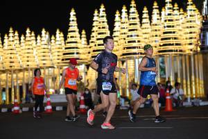 BIB: 20175, 40392
                            <button type="button" onclick="openModal(17167907)" class="btn btn-primary btn-sm float-right btn-popup" data-toggle="modal" data-target=".modal-high-quality">
                        <i class="fas fa-shopping-cart"></i> Add to Cart
                    </button>
                                            <button type="button" onclick="isThisMe(17167907, true)" class="btn btn-success btn-sm float-right btn-popup btn-isme hidden" data-toggle="tooltip" data-placement="bottom" title="นี่คือรูปของคุณใช่ไหม คลิกที่นี่เพื่อเอาเข้าอัลบั้ม">
                        <i class="fas fa-plus"></i> Add to album
                    </button>
                    <button type="button" onclick="isThisMe(17167907, false)" class="btn btn-warning btn-sm float-right btn-popup btn-isnotme hidden">
                        <i class="fas fa-ban"></i> Remove from album
                    </button>