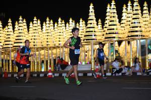 BIB: 4021
                            <button type="button" onclick="openModal(17136612)" class="btn btn-primary btn-sm float-right btn-popup" data-toggle="modal" data-target=".modal-high-quality">
                        <i class="fas fa-shopping-cart"></i> Add to Cart
                    </button>
                                            <button type="button" onclick="isThisMe(17136612, true)" class="btn btn-success btn-sm float-right btn-popup btn-isme hidden" data-toggle="tooltip" data-placement="bottom" title="นี่คือรูปของคุณใช่ไหม คลิกที่นี่เพื่อเอาเข้าอัลบั้ม">
                        <i class="fas fa-plus"></i> Add to album
                    </button>
                    <button type="button" onclick="isThisMe(17136612, false)" class="btn btn-warning btn-sm float-right btn-popup btn-isnotme hidden">
                        <i class="fas fa-ban"></i> Remove from album
                    </button>