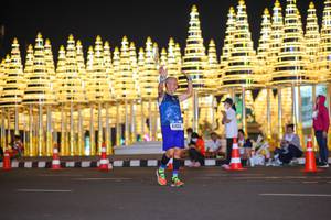 BIB: 41433
                            <button type="button" onclick="openModal(18185693)" class="btn btn-primary btn-sm float-right btn-popup" data-toggle="modal" data-target=".modal-high-quality">
                        <i class="fas fa-shopping-cart"></i> Add to Cart
                    </button>
                                            <button type="button" onclick="isThisMe(18185693, true)" class="btn btn-success btn-sm float-right btn-popup btn-isme hidden" data-toggle="tooltip" data-placement="bottom" title="นี่คือรูปของคุณใช่ไหม คลิกที่นี่เพื่อเอาเข้าอัลบั้ม">
                        <i class="fas fa-plus"></i> Add to album
                    </button>
                    <button type="button" onclick="isThisMe(18185693, false)" class="btn btn-warning btn-sm float-right btn-popup btn-isnotme hidden">
                        <i class="fas fa-ban"></i> Remove from album
                    </button>