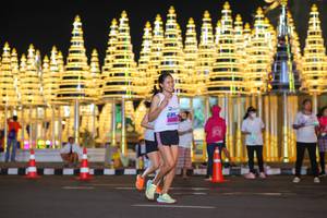 BIB: 44089
                            <button type="button" onclick="openModal(18175870)" class="btn btn-primary btn-sm float-right btn-popup" data-toggle="modal" data-target=".modal-high-quality">
                        <i class="fas fa-shopping-cart"></i> Add to Cart
                    </button>
                                            <button type="button" onclick="isThisMe(18175870, true)" class="btn btn-success btn-sm float-right btn-popup btn-isme hidden" data-toggle="tooltip" data-placement="bottom" title="นี่คือรูปของคุณใช่ไหม คลิกที่นี่เพื่อเอาเข้าอัลบั้ม">
                        <i class="fas fa-plus"></i> Add to album
                    </button>
                    <button type="button" onclick="isThisMe(18175870, false)" class="btn btn-warning btn-sm float-right btn-popup btn-isnotme hidden">
                        <i class="fas fa-ban"></i> Remove from album
                    </button>