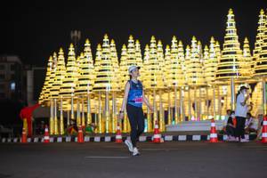 BIB: 4405
                            <button type="button" onclick="openModal(18185736)" class="btn btn-primary btn-sm float-right btn-popup" data-toggle="modal" data-target=".modal-high-quality">
                        <i class="fas fa-shopping-cart"></i> Add to Cart
                    </button>
                                            <button type="button" onclick="isThisMe(18185736, true)" class="btn btn-success btn-sm float-right btn-popup btn-isme hidden" data-toggle="tooltip" data-placement="bottom" title="นี่คือรูปของคุณใช่ไหม คลิกที่นี่เพื่อเอาเข้าอัลบั้ม">
                        <i class="fas fa-plus"></i> Add to album
                    </button>
                    <button type="button" onclick="isThisMe(18185736, false)" class="btn btn-warning btn-sm float-right btn-popup btn-isnotme hidden">
                        <i class="fas fa-ban"></i> Remove from album
                    </button>