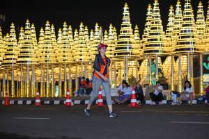BIB: 
                            <button type="button" onclick="openModal(18169249)" class="btn btn-primary btn-sm float-right btn-popup" data-toggle="modal" data-target=".modal-high-quality">
                        <i class="fas fa-shopping-cart"></i> Add to Cart
                    </button>
                                            <button type="button" onclick="isThisMe(18169249, true)" class="btn btn-success btn-sm float-right btn-popup btn-isme hidden" data-toggle="tooltip" data-placement="bottom" title="นี่คือรูปของคุณใช่ไหม คลิกที่นี่เพื่อเอาเข้าอัลบั้ม">
                        <i class="fas fa-plus"></i> Add to album
                    </button>
                    <button type="button" onclick="isThisMe(18169249, false)" class="btn btn-warning btn-sm float-right btn-popup btn-isnotme hidden">
                        <i class="fas fa-ban"></i> Remove from album
                    </button>