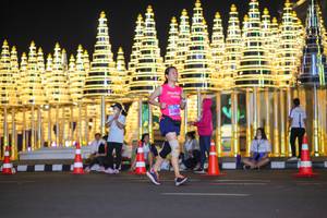 BIB: 4482
                            <button type="button" onclick="openModal(18185730)" class="btn btn-primary btn-sm float-right btn-popup" data-toggle="modal" data-target=".modal-high-quality">
                        <i class="fas fa-shopping-cart"></i> Add to Cart
                    </button>
                                            <button type="button" onclick="isThisMe(18185730, true)" class="btn btn-success btn-sm float-right btn-popup btn-isme hidden" data-toggle="tooltip" data-placement="bottom" title="นี่คือรูปของคุณใช่ไหม คลิกที่นี่เพื่อเอาเข้าอัลบั้ม">
                        <i class="fas fa-plus"></i> Add to album
                    </button>
                    <button type="button" onclick="isThisMe(18185730, false)" class="btn btn-warning btn-sm float-right btn-popup btn-isnotme hidden">
                        <i class="fas fa-ban"></i> Remove from album
                    </button>