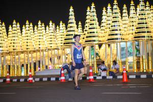 BIB: 4016
                            <button type="button" onclick="openModal(18186029)" class="btn btn-primary btn-sm float-right btn-popup" data-toggle="modal" data-target=".modal-high-quality">
                        <i class="fas fa-shopping-cart"></i> Add to Cart
                    </button>
                                            <button type="button" onclick="isThisMe(18186029, true)" class="btn btn-success btn-sm float-right btn-popup btn-isme hidden" data-toggle="tooltip" data-placement="bottom" title="นี่คือรูปของคุณใช่ไหม คลิกที่นี่เพื่อเอาเข้าอัลบั้ม">
                        <i class="fas fa-plus"></i> Add to album
                    </button>
                    <button type="button" onclick="isThisMe(18186029, false)" class="btn btn-warning btn-sm float-right btn-popup btn-isnotme hidden">
                        <i class="fas fa-ban"></i> Remove from album
                    </button>