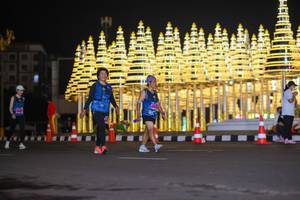 BIB: 
                            <button type="button" onclick="openModal(18185729)" class="btn btn-primary btn-sm float-right btn-popup" data-toggle="modal" data-target=".modal-high-quality">
                        <i class="fas fa-shopping-cart"></i> Add to Cart
                    </button>
                                            <button type="button" onclick="isThisMe(18185729, true)" class="btn btn-success btn-sm float-right btn-popup btn-isme hidden" data-toggle="tooltip" data-placement="bottom" title="นี่คือรูปของคุณใช่ไหม คลิกที่นี่เพื่อเอาเข้าอัลบั้ม">
                        <i class="fas fa-plus"></i> Add to album
                    </button>
                    <button type="button" onclick="isThisMe(18185729, false)" class="btn btn-warning btn-sm float-right btn-popup btn-isnotme hidden">
                        <i class="fas fa-ban"></i> Remove from album
                    </button>