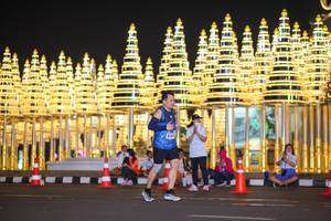 BIB: 6340
                            <button type="button" onclick="openModal(18185662)" class="btn btn-primary btn-sm float-right btn-popup" data-toggle="modal" data-target=".modal-high-quality">
                        <i class="fas fa-shopping-cart"></i> Add to Cart
                    </button>
                                            <button type="button" onclick="isThisMe(18185662, true)" class="btn btn-success btn-sm float-right btn-popup btn-isme hidden" data-toggle="tooltip" data-placement="bottom" title="นี่คือรูปของคุณใช่ไหม คลิกที่นี่เพื่อเอาเข้าอัลบั้ม">
                        <i class="fas fa-plus"></i> Add to album
                    </button>
                    <button type="button" onclick="isThisMe(18185662, false)" class="btn btn-warning btn-sm float-right btn-popup btn-isnotme hidden">
                        <i class="fas fa-ban"></i> Remove from album
                    </button>