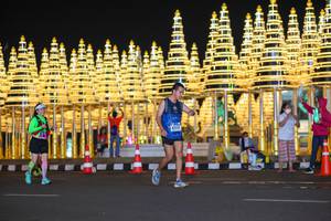 BIB: 4024
                            <button type="button" onclick="openModal(18175627)" class="btn btn-primary btn-sm float-right btn-popup" data-toggle="modal" data-target=".modal-high-quality">
                        <i class="fas fa-shopping-cart"></i> Add to Cart
                    </button>
                                            <button type="button" onclick="isThisMe(18175627, true)" class="btn btn-success btn-sm float-right btn-popup btn-isme hidden" data-toggle="tooltip" data-placement="bottom" title="นี่คือรูปของคุณใช่ไหม คลิกที่นี่เพื่อเอาเข้าอัลบั้ม">
                        <i class="fas fa-plus"></i> Add to album
                    </button>
                    <button type="button" onclick="isThisMe(18175627, false)" class="btn btn-warning btn-sm float-right btn-popup btn-isnotme hidden">
                        <i class="fas fa-ban"></i> Remove from album
                    </button>