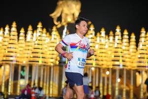 BIB: 4208
                            <button type="button" onclick="openModal(18169915)" class="btn btn-primary btn-sm float-right btn-popup" data-toggle="modal" data-target=".modal-high-quality">
                        <i class="fas fa-shopping-cart"></i> Add to Cart
                    </button>
                                            <button type="button" onclick="isThisMe(18169915, true)" class="btn btn-success btn-sm float-right btn-popup btn-isme hidden" data-toggle="tooltip" data-placement="bottom" title="นี่คือรูปของคุณใช่ไหม คลิกที่นี่เพื่อเอาเข้าอัลบั้ม">
                        <i class="fas fa-plus"></i> Add to album
                    </button>
                    <button type="button" onclick="isThisMe(18169915, false)" class="btn btn-warning btn-sm float-right btn-popup btn-isnotme hidden">
                        <i class="fas fa-ban"></i> Remove from album
                    </button>