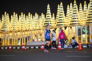 BIB: 4410
                            <button type="button" onclick="openModal(18185703)" class="btn btn-primary btn-sm float-right btn-popup" data-toggle="modal" data-target=".modal-high-quality">
                        <i class="fas fa-shopping-cart"></i> Add to Cart
                    </button>
                                            <button type="button" onclick="isThisMe(18185703, true)" class="btn btn-success btn-sm float-right btn-popup btn-isme hidden" data-toggle="tooltip" data-placement="bottom" title="นี่คือรูปของคุณใช่ไหม คลิกที่นี่เพื่อเอาเข้าอัลบั้ม">
                        <i class="fas fa-plus"></i> Add to album
                    </button>
                    <button type="button" onclick="isThisMe(18185703, false)" class="btn btn-warning btn-sm float-right btn-popup btn-isnotme hidden">
                        <i class="fas fa-ban"></i> Remove from album
                    </button>