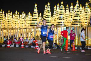 BIB: 41184, 445
                            <button type="button" onclick="openModal(18182705)" class="btn btn-primary btn-sm float-right btn-popup" data-toggle="modal" data-target=".modal-high-quality">
                        <i class="fas fa-shopping-cart"></i> Add to Cart
                    </button>
                                            <button type="button" onclick="isThisMe(18182705, true)" class="btn btn-success btn-sm float-right btn-popup btn-isme hidden" data-toggle="tooltip" data-placement="bottom" title="นี่คือรูปของคุณใช่ไหม คลิกที่นี่เพื่อเอาเข้าอัลบั้ม">
                        <i class="fas fa-plus"></i> Add to album
                    </button>
                    <button type="button" onclick="isThisMe(18182705, false)" class="btn btn-warning btn-sm float-right btn-popup btn-isnotme hidden">
                        <i class="fas fa-ban"></i> Remove from album
                    </button>