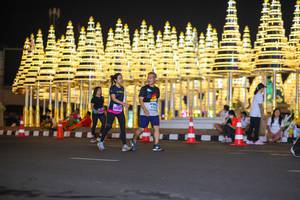 BIB: 4214
                            <button type="button" onclick="openModal(18185303)" class="btn btn-primary btn-sm float-right btn-popup" data-toggle="modal" data-target=".modal-high-quality">
                        <i class="fas fa-shopping-cart"></i> Add to Cart
                    </button>
                                            <button type="button" onclick="isThisMe(18185303, true)" class="btn btn-success btn-sm float-right btn-popup btn-isme hidden" data-toggle="tooltip" data-placement="bottom" title="นี่คือรูปของคุณใช่ไหม คลิกที่นี่เพื่อเอาเข้าอัลบั้ม">
                        <i class="fas fa-plus"></i> Add to album
                    </button>
                    <button type="button" onclick="isThisMe(18185303, false)" class="btn btn-warning btn-sm float-right btn-popup btn-isnotme hidden">
                        <i class="fas fa-ban"></i> Remove from album
                    </button>