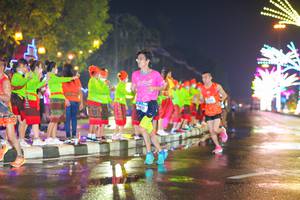 BIB: 
                            <button type="button" onclick="openModal(18104686)" class="btn btn-primary btn-sm float-right btn-popup" data-toggle="modal" data-target=".modal-high-quality">
                        <i class="fas fa-shopping-cart"></i> Add to Cart
                    </button>
                                            <button type="button" onclick="isThisMe(18104686, true)" class="btn btn-success btn-sm float-right btn-popup btn-isme hidden" data-toggle="tooltip" data-placement="bottom" title="นี่คือรูปของคุณใช่ไหม คลิกที่นี่เพื่อเอาเข้าอัลบั้ม">
                        <i class="fas fa-plus"></i> Add to album
                    </button>
                    <button type="button" onclick="isThisMe(18104686, false)" class="btn btn-warning btn-sm float-right btn-popup btn-isnotme hidden">
                        <i class="fas fa-ban"></i> Remove from album
                    </button>