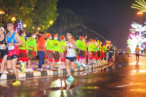 BIB: 3081, 121
                            <button type="button" onclick="openModal(18104630)" class="btn btn-primary btn-sm float-right btn-popup" data-toggle="modal" data-target=".modal-high-quality">
                        <i class="fas fa-shopping-cart"></i> Add to Cart
                    </button>
                                            <button type="button" onclick="isThisMe(18104630, true)" class="btn btn-success btn-sm float-right btn-popup btn-isme hidden" data-toggle="tooltip" data-placement="bottom" title="นี่คือรูปของคุณใช่ไหม คลิกที่นี่เพื่อเอาเข้าอัลบั้ม">
                        <i class="fas fa-plus"></i> Add to album
                    </button>
                    <button type="button" onclick="isThisMe(18104630, false)" class="btn btn-warning btn-sm float-right btn-popup btn-isnotme hidden">
                        <i class="fas fa-ban"></i> Remove from album
                    </button>