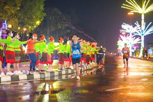 BIB: 4122
                            <button type="button" onclick="openModal(18104644)" class="btn btn-primary btn-sm float-right btn-popup" data-toggle="modal" data-target=".modal-high-quality">
                        <i class="fas fa-shopping-cart"></i> Add to Cart
                    </button>
                                            <button type="button" onclick="isThisMe(18104644, true)" class="btn btn-success btn-sm float-right btn-popup btn-isme hidden" data-toggle="tooltip" data-placement="bottom" title="นี่คือรูปของคุณใช่ไหม คลิกที่นี่เพื่อเอาเข้าอัลบั้ม">
                        <i class="fas fa-plus"></i> Add to album
                    </button>
                    <button type="button" onclick="isThisMe(18104644, false)" class="btn btn-warning btn-sm float-right btn-popup btn-isnotme hidden">
                        <i class="fas fa-ban"></i> Remove from album
                    </button>