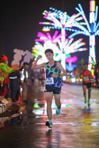 BIB: 40218
                            <button type="button" onclick="openModal(18104832)" class="btn btn-primary btn-sm float-right btn-popup" data-toggle="modal" data-target=".modal-high-quality">
                        <i class="fas fa-shopping-cart"></i> Add to Cart
                    </button>
                                            <button type="button" onclick="isThisMe(18104832, true)" class="btn btn-success btn-sm float-right btn-popup btn-isme hidden" data-toggle="tooltip" data-placement="bottom" title="นี่คือรูปของคุณใช่ไหม คลิกที่นี่เพื่อเอาเข้าอัลบั้ม">
                        <i class="fas fa-plus"></i> Add to album
                    </button>
                    <button type="button" onclick="isThisMe(18104832, false)" class="btn btn-warning btn-sm float-right btn-popup btn-isnotme hidden">
                        <i class="fas fa-ban"></i> Remove from album
                    </button>