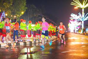 BIB: 40043
                            <button type="button" onclick="openModal(18104685)" class="btn btn-primary btn-sm float-right btn-popup" data-toggle="modal" data-target=".modal-high-quality">
                        <i class="fas fa-shopping-cart"></i> Add to Cart
                    </button>
                                            <button type="button" onclick="isThisMe(18104685, true)" class="btn btn-success btn-sm float-right btn-popup btn-isme hidden" data-toggle="tooltip" data-placement="bottom" title="นี่คือรูปของคุณใช่ไหม คลิกที่นี่เพื่อเอาเข้าอัลบั้ม">
                        <i class="fas fa-plus"></i> Add to album
                    </button>
                    <button type="button" onclick="isThisMe(18104685, false)" class="btn btn-warning btn-sm float-right btn-popup btn-isnotme hidden">
                        <i class="fas fa-ban"></i> Remove from album
                    </button>