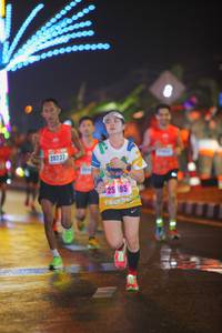 BIB: 20237
                            <button type="button" onclick="openModal(18106186)" class="btn btn-primary btn-sm float-right btn-popup" data-toggle="modal" data-target=".modal-high-quality">
                        <i class="fas fa-shopping-cart"></i> Add to Cart
                    </button>
                                            <button type="button" onclick="isThisMe(18106186, true)" class="btn btn-success btn-sm float-right btn-popup btn-isme hidden" data-toggle="tooltip" data-placement="bottom" title="นี่คือรูปของคุณใช่ไหม คลิกที่นี่เพื่อเอาเข้าอัลบั้ม">
                        <i class="fas fa-plus"></i> Add to album
                    </button>
                    <button type="button" onclick="isThisMe(18106186, false)" class="btn btn-warning btn-sm float-right btn-popup btn-isnotme hidden">
                        <i class="fas fa-ban"></i> Remove from album
                    </button>