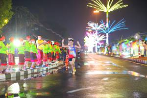 BIB: 20164
                            <button type="button" onclick="openModal(18104729)" class="btn btn-primary btn-sm float-right btn-popup" data-toggle="modal" data-target=".modal-high-quality">
                        <i class="fas fa-shopping-cart"></i> Add to Cart
                    </button>
                                            <button type="button" onclick="isThisMe(18104729, true)" class="btn btn-success btn-sm float-right btn-popup btn-isme hidden" data-toggle="tooltip" data-placement="bottom" title="นี่คือรูปของคุณใช่ไหม คลิกที่นี่เพื่อเอาเข้าอัลบั้ม">
                        <i class="fas fa-plus"></i> Add to album
                    </button>
                    <button type="button" onclick="isThisMe(18104729, false)" class="btn btn-warning btn-sm float-right btn-popup btn-isnotme hidden">
                        <i class="fas fa-ban"></i> Remove from album
                    </button>