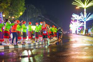 BIB: 
                            <button type="button" onclick="openModal(18104409)" class="btn btn-primary btn-sm float-right btn-popup" data-toggle="modal" data-target=".modal-high-quality">
                        <i class="fas fa-shopping-cart"></i> Add to Cart
                    </button>
                                            <button type="button" onclick="isThisMe(18104409, true)" class="btn btn-success btn-sm float-right btn-popup btn-isme hidden" data-toggle="tooltip" data-placement="bottom" title="นี่คือรูปของคุณใช่ไหม คลิกที่นี่เพื่อเอาเข้าอัลบั้ม">
                        <i class="fas fa-plus"></i> Add to album
                    </button>
                    <button type="button" onclick="isThisMe(18104409, false)" class="btn btn-warning btn-sm float-right btn-popup btn-isnotme hidden">
                        <i class="fas fa-ban"></i> Remove from album
                    </button>