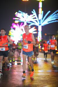 BIB: 0481, 505
                            <button type="button" onclick="openModal(18107227)" class="btn btn-primary btn-sm float-right btn-popup" data-toggle="modal" data-target=".modal-high-quality">
                        <i class="fas fa-shopping-cart"></i> Add to Cart
                    </button>
                                            <button type="button" onclick="isThisMe(18107227, true)" class="btn btn-success btn-sm float-right btn-popup btn-isme hidden" data-toggle="tooltip" data-placement="bottom" title="นี่คือรูปของคุณใช่ไหม คลิกที่นี่เพื่อเอาเข้าอัลบั้ม">
                        <i class="fas fa-plus"></i> Add to album
                    </button>
                    <button type="button" onclick="isThisMe(18107227, false)" class="btn btn-warning btn-sm float-right btn-popup btn-isnotme hidden">
                        <i class="fas fa-ban"></i> Remove from album
                    </button>