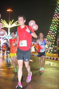 BIB: 219, 92416
                            <button type="button" onclick="openModal(18107236)" class="btn btn-primary btn-sm float-right btn-popup" data-toggle="modal" data-target=".modal-high-quality">
                        <i class="fas fa-shopping-cart"></i> Add to Cart
                    </button>
                                            <button type="button" onclick="isThisMe(18107236, true)" class="btn btn-success btn-sm float-right btn-popup btn-isme hidden" data-toggle="tooltip" data-placement="bottom" title="นี่คือรูปของคุณใช่ไหม คลิกที่นี่เพื่อเอาเข้าอัลบั้ม">
                        <i class="fas fa-plus"></i> Add to album
                    </button>
                    <button type="button" onclick="isThisMe(18107236, false)" class="btn btn-warning btn-sm float-right btn-popup btn-isnotme hidden">
                        <i class="fas fa-ban"></i> Remove from album
                    </button>