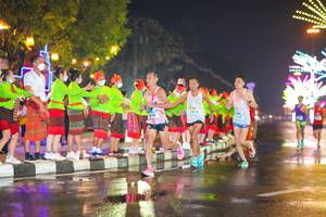 BIB: 244
                            <button type="button" onclick="openModal(18104712)" class="btn btn-primary btn-sm float-right btn-popup" data-toggle="modal" data-target=".modal-high-quality">
                        <i class="fas fa-shopping-cart"></i> Add to Cart
                    </button>
                                            <button type="button" onclick="isThisMe(18104712, true)" class="btn btn-success btn-sm float-right btn-popup btn-isme hidden" data-toggle="tooltip" data-placement="bottom" title="นี่คือรูปของคุณใช่ไหม คลิกที่นี่เพื่อเอาเข้าอัลบั้ม">
                        <i class="fas fa-plus"></i> Add to album
                    </button>
                    <button type="button" onclick="isThisMe(18104712, false)" class="btn btn-warning btn-sm float-right btn-popup btn-isnotme hidden">
                        <i class="fas fa-ban"></i> Remove from album
                    </button>