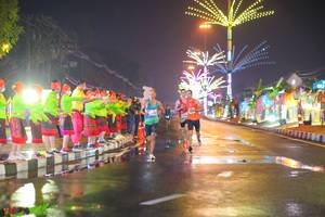 BIB: 
                            <button type="button" onclick="openModal(18104719)" class="btn btn-primary btn-sm float-right btn-popup" data-toggle="modal" data-target=".modal-high-quality">
                        <i class="fas fa-shopping-cart"></i> Add to Cart
                    </button>
                                            <button type="button" onclick="isThisMe(18104719, true)" class="btn btn-success btn-sm float-right btn-popup btn-isme hidden" data-toggle="tooltip" data-placement="bottom" title="นี่คือรูปของคุณใช่ไหม คลิกที่นี่เพื่อเอาเข้าอัลบั้ม">
                        <i class="fas fa-plus"></i> Add to album
                    </button>
                    <button type="button" onclick="isThisMe(18104719, false)" class="btn btn-warning btn-sm float-right btn-popup btn-isnotme hidden">
                        <i class="fas fa-ban"></i> Remove from album
                    </button>