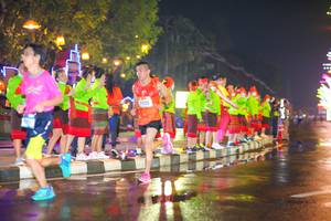 BIB: 1225
                            <button type="button" onclick="openModal(18104687)" class="btn btn-primary btn-sm float-right btn-popup" data-toggle="modal" data-target=".modal-high-quality">
                        <i class="fas fa-shopping-cart"></i> Add to Cart
                    </button>
                                            <button type="button" onclick="isThisMe(18104687, true)" class="btn btn-success btn-sm float-right btn-popup btn-isme hidden" data-toggle="tooltip" data-placement="bottom" title="นี่คือรูปของคุณใช่ไหม คลิกที่นี่เพื่อเอาเข้าอัลบั้ม">
                        <i class="fas fa-plus"></i> Add to album
                    </button>
                    <button type="button" onclick="isThisMe(18104687, false)" class="btn btn-warning btn-sm float-right btn-popup btn-isnotme hidden">
                        <i class="fas fa-ban"></i> Remove from album
                    </button>