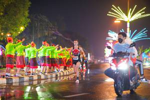 BIB: 
                            <button type="button" onclick="openModal(18104268)" class="btn btn-primary btn-sm float-right btn-popup" data-toggle="modal" data-target=".modal-high-quality">
                        <i class="fas fa-shopping-cart"></i> Add to Cart
                    </button>
                                            <button type="button" onclick="isThisMe(18104268, true)" class="btn btn-success btn-sm float-right btn-popup btn-isme hidden" data-toggle="tooltip" data-placement="bottom" title="นี่คือรูปของคุณใช่ไหม คลิกที่นี่เพื่อเอาเข้าอัลบั้ม">
                        <i class="fas fa-plus"></i> Add to album
                    </button>
                    <button type="button" onclick="isThisMe(18104268, false)" class="btn btn-warning btn-sm float-right btn-popup btn-isnotme hidden">
                        <i class="fas fa-ban"></i> Remove from album
                    </button>