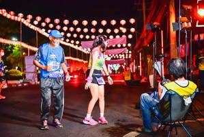 BIB: 098, 415
                            <button type="button" onclick="openModal(18104196)" class="btn btn-primary btn-sm float-right btn-popup" data-toggle="modal" data-target=".modal-high-quality">
                        <i class="fas fa-shopping-cart"></i> Add to Cart
                    </button>
                                            <button type="button" onclick="isThisMe(18104196, true)" class="btn btn-success btn-sm float-right btn-popup btn-isme hidden" data-toggle="tooltip" data-placement="bottom" title="นี่คือรูปของคุณใช่ไหม คลิกที่นี่เพื่อเอาเข้าอัลบั้ม">
                        <i class="fas fa-plus"></i> Add to album
                    </button>
                    <button type="button" onclick="isThisMe(18104196, false)" class="btn btn-warning btn-sm float-right btn-popup btn-isnotme hidden">
                        <i class="fas fa-ban"></i> Remove from album
                    </button>