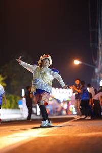 BIB: 402
                            <button type="button" onclick="openModal(16251751)" class="btn btn-primary btn-sm float-right btn-popup" data-toggle="modal" data-target=".modal-high-quality">
                        <i class="fas fa-shopping-cart"></i> Add to Cart
                    </button>
                                            <button type="button" onclick="isThisMe(16251751, true)" class="btn btn-success btn-sm float-right btn-popup btn-isme hidden" data-toggle="tooltip" data-placement="bottom" title="นี่คือรูปของคุณใช่ไหม คลิกที่นี่เพื่อเอาเข้าอัลบั้ม">
                        <i class="fas fa-plus"></i> Add to album
                    </button>
                    <button type="button" onclick="isThisMe(16251751, false)" class="btn btn-warning btn-sm float-right btn-popup btn-isnotme hidden">
                        <i class="fas fa-ban"></i> Remove from album
                    </button>