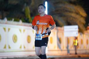 BIB: 428
                            <button type="button" onclick="openModal(16252256)" class="btn btn-primary btn-sm float-right btn-popup" data-toggle="modal" data-target=".modal-high-quality">
                        <i class="fas fa-shopping-cart"></i> Add to Cart
                    </button>
                                            <button type="button" onclick="isThisMe(16252256, true)" class="btn btn-success btn-sm float-right btn-popup btn-isme hidden" data-toggle="tooltip" data-placement="bottom" title="นี่คือรูปของคุณใช่ไหม คลิกที่นี่เพื่อเอาเข้าอัลบั้ม">
                        <i class="fas fa-plus"></i> Add to album
                    </button>
                    <button type="button" onclick="isThisMe(16252256, false)" class="btn btn-warning btn-sm float-right btn-popup btn-isnotme hidden">
                        <i class="fas fa-ban"></i> Remove from album
                    </button>