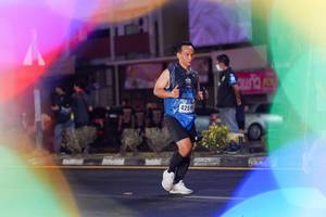 BIB: 4255, 
                            <button type="button" onclick="openModal(17868095)" class="btn btn-primary btn-sm float-right btn-popup" data-toggle="modal" data-target=".modal-high-quality">
                        <i class="fas fa-shopping-cart"></i> Add to Cart
                    </button>
                                            <button type="button" onclick="isThisMe(17868095, true)" class="btn btn-success btn-sm float-right btn-popup btn-isme hidden" data-toggle="tooltip" data-placement="bottom" title="นี่คือรูปของคุณใช่ไหม คลิกที่นี่เพื่อเอาเข้าอัลบั้ม">
                        <i class="fas fa-plus"></i> Add to album
                    </button>
                    <button type="button" onclick="isThisMe(17868095, false)" class="btn btn-warning btn-sm float-right btn-popup btn-isnotme hidden">
                        <i class="fas fa-ban"></i> Remove from album
                    </button>