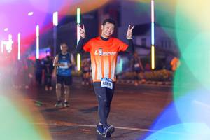 BIB: 40818
                            <button type="button" onclick="openModal(17654841)" class="btn btn-primary btn-sm float-right btn-popup" data-toggle="modal" data-target=".modal-high-quality">
                        <i class="fas fa-shopping-cart"></i> Add to Cart
                    </button>
                                            <button type="button" onclick="isThisMe(17654841, true)" class="btn btn-success btn-sm float-right btn-popup btn-isme hidden" data-toggle="tooltip" data-placement="bottom" title="นี่คือรูปของคุณใช่ไหม คลิกที่นี่เพื่อเอาเข้าอัลบั้ม">
                        <i class="fas fa-plus"></i> Add to album
                    </button>
                    <button type="button" onclick="isThisMe(17654841, false)" class="btn btn-warning btn-sm float-right btn-popup btn-isnotme hidden">
                        <i class="fas fa-ban"></i> Remove from album
                    </button>