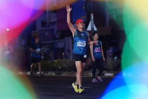 BIB: 42042, 446
                            <button type="button" onclick="openModal(17320758)" class="btn btn-primary btn-sm float-right btn-popup" data-toggle="modal" data-target=".modal-high-quality">
                        <i class="fas fa-shopping-cart"></i> Add to Cart
                    </button>
                                            <button type="button" onclick="isThisMe(17320758, true)" class="btn btn-success btn-sm float-right btn-popup btn-isme hidden" data-toggle="tooltip" data-placement="bottom" title="นี่คือรูปของคุณใช่ไหม คลิกที่นี่เพื่อเอาเข้าอัลบั้ม">
                        <i class="fas fa-plus"></i> Add to album
                    </button>
                    <button type="button" onclick="isThisMe(17320758, false)" class="btn btn-warning btn-sm float-right btn-popup btn-isnotme hidden">
                        <i class="fas fa-ban"></i> Remove from album
                    </button>