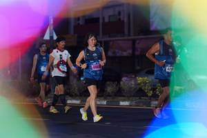 BIB: 4465, 431
                            <button type="button" onclick="openModal(17333136)" class="btn btn-primary btn-sm float-right btn-popup" data-toggle="modal" data-target=".modal-high-quality">
                        <i class="fas fa-shopping-cart"></i> Add to Cart
                    </button>
                                            <button type="button" onclick="isThisMe(17333136, true)" class="btn btn-success btn-sm float-right btn-popup btn-isme hidden" data-toggle="tooltip" data-placement="bottom" title="นี่คือรูปของคุณใช่ไหม คลิกที่นี่เพื่อเอาเข้าอัลบั้ม">
                        <i class="fas fa-plus"></i> Add to album
                    </button>
                    <button type="button" onclick="isThisMe(17333136, false)" class="btn btn-warning btn-sm float-right btn-popup btn-isnotme hidden">
                        <i class="fas fa-ban"></i> Remove from album
                    </button>