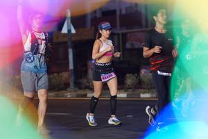 BIB: 410, 44496
                            <button type="button" onclick="openModal(17327367)" class="btn btn-primary btn-sm float-right btn-popup" data-toggle="modal" data-target=".modal-high-quality">
                        <i class="fas fa-shopping-cart"></i> Add to Cart
                    </button>
                                            <button type="button" onclick="isThisMe(17327367, true)" class="btn btn-success btn-sm float-right btn-popup btn-isme hidden" data-toggle="tooltip" data-placement="bottom" title="นี่คือรูปของคุณใช่ไหม คลิกที่นี่เพื่อเอาเข้าอัลบั้ม">
                        <i class="fas fa-plus"></i> Add to album
                    </button>
                    <button type="button" onclick="isThisMe(17327367, false)" class="btn btn-warning btn-sm float-right btn-popup btn-isnotme hidden">
                        <i class="fas fa-ban"></i> Remove from album
                    </button>