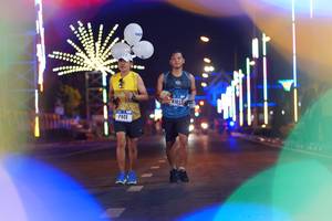 BIB: 41031
                            <button type="button" onclick="openModal(17297843)" class="btn btn-primary btn-sm float-right btn-popup" data-toggle="modal" data-target=".modal-high-quality">
                        <i class="fas fa-shopping-cart"></i> Add to Cart
                    </button>
                                            <button type="button" onclick="isThisMe(17297843, true)" class="btn btn-success btn-sm float-right btn-popup btn-isme hidden" data-toggle="tooltip" data-placement="bottom" title="นี่คือรูปของคุณใช่ไหม คลิกที่นี่เพื่อเอาเข้าอัลบั้ม">
                        <i class="fas fa-plus"></i> Add to album
                    </button>
                    <button type="button" onclick="isThisMe(17297843, false)" class="btn btn-warning btn-sm float-right btn-popup btn-isnotme hidden">
                        <i class="fas fa-ban"></i> Remove from album
                    </button>