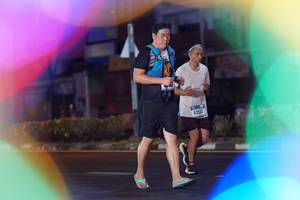 BIB: 41561
                            <button type="button" onclick="openModal(17327624)" class="btn btn-primary btn-sm float-right btn-popup" data-toggle="modal" data-target=".modal-high-quality">
                        <i class="fas fa-shopping-cart"></i> Add to Cart
                    </button>
                                            <button type="button" onclick="isThisMe(17327624, true)" class="btn btn-success btn-sm float-right btn-popup btn-isme hidden" data-toggle="tooltip" data-placement="bottom" title="นี่คือรูปของคุณใช่ไหม คลิกที่นี่เพื่อเอาเข้าอัลบั้ม">
                        <i class="fas fa-plus"></i> Add to album
                    </button>
                    <button type="button" onclick="isThisMe(17327624, false)" class="btn btn-warning btn-sm float-right btn-popup btn-isnotme hidden">
                        <i class="fas fa-ban"></i> Remove from album
                    </button>