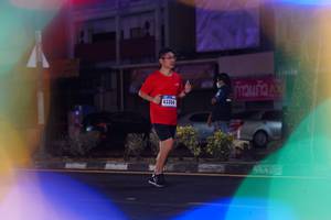 BIB: 43354
                            <button type="button" onclick="openModal(17255686)" class="btn btn-primary btn-sm float-right btn-popup" data-toggle="modal" data-target=".modal-high-quality">
                        <i class="fas fa-shopping-cart"></i> Add to Cart
                    </button>
                                            <button type="button" onclick="isThisMe(17255686, true)" class="btn btn-success btn-sm float-right btn-popup btn-isme hidden" data-toggle="tooltip" data-placement="bottom" title="นี่คือรูปของคุณใช่ไหม คลิกที่นี่เพื่อเอาเข้าอัลบั้ม">
                        <i class="fas fa-plus"></i> Add to album
                    </button>
                    <button type="button" onclick="isThisMe(17255686, false)" class="btn btn-warning btn-sm float-right btn-popup btn-isnotme hidden">
                        <i class="fas fa-ban"></i> Remove from album
                    </button>