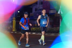 BIB: 41434, 289
                            <button type="button" onclick="openModal(17324112)" class="btn btn-primary btn-sm float-right btn-popup" data-toggle="modal" data-target=".modal-high-quality">
                        <i class="fas fa-shopping-cart"></i> Add to Cart
                    </button>
                                            <button type="button" onclick="isThisMe(17324112, true)" class="btn btn-success btn-sm float-right btn-popup btn-isme hidden" data-toggle="tooltip" data-placement="bottom" title="นี่คือรูปของคุณใช่ไหม คลิกที่นี่เพื่อเอาเข้าอัลบั้ม">
                        <i class="fas fa-plus"></i> Add to album
                    </button>
                    <button type="button" onclick="isThisMe(17324112, false)" class="btn btn-warning btn-sm float-right btn-popup btn-isnotme hidden">
                        <i class="fas fa-ban"></i> Remove from album
                    </button>