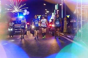 BIB: 42725
                            <button type="button" onclick="openModal(17298175)" class="btn btn-primary btn-sm float-right btn-popup" data-toggle="modal" data-target=".modal-high-quality">
                        <i class="fas fa-shopping-cart"></i> Add to Cart
                    </button>
                                            <button type="button" onclick="isThisMe(17298175, true)" class="btn btn-success btn-sm float-right btn-popup btn-isme hidden" data-toggle="tooltip" data-placement="bottom" title="นี่คือรูปของคุณใช่ไหม คลิกที่นี่เพื่อเอาเข้าอัลบั้ม">
                        <i class="fas fa-plus"></i> Add to album
                    </button>
                    <button type="button" onclick="isThisMe(17298175, false)" class="btn btn-warning btn-sm float-right btn-popup btn-isnotme hidden">
                        <i class="fas fa-ban"></i> Remove from album
                    </button>