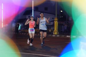 BIB: 42398, 44297
                            <button type="button" onclick="openModal(17327713)" class="btn btn-primary btn-sm float-right btn-popup" data-toggle="modal" data-target=".modal-high-quality">
                        <i class="fas fa-shopping-cart"></i> Add to Cart
                    </button>
                                            <button type="button" onclick="isThisMe(17327713, true)" class="btn btn-success btn-sm float-right btn-popup btn-isme hidden" data-toggle="tooltip" data-placement="bottom" title="นี่คือรูปของคุณใช่ไหม คลิกที่นี่เพื่อเอาเข้าอัลบั้ม">
                        <i class="fas fa-plus"></i> Add to album
                    </button>
                    <button type="button" onclick="isThisMe(17327713, false)" class="btn btn-warning btn-sm float-right btn-popup btn-isnotme hidden">
                        <i class="fas fa-ban"></i> Remove from album
                    </button>