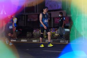 BIB: 4237, 403
                            <button type="button" onclick="openModal(17332182)" class="btn btn-primary btn-sm float-right btn-popup" data-toggle="modal" data-target=".modal-high-quality">
                        <i class="fas fa-shopping-cart"></i> Add to Cart
                    </button>
                                            <button type="button" onclick="isThisMe(17332182, true)" class="btn btn-success btn-sm float-right btn-popup btn-isme hidden" data-toggle="tooltip" data-placement="bottom" title="นี่คือรูปของคุณใช่ไหม คลิกที่นี่เพื่อเอาเข้าอัลบั้ม">
                        <i class="fas fa-plus"></i> Add to album
                    </button>
                    <button type="button" onclick="isThisMe(17332182, false)" class="btn btn-warning btn-sm float-right btn-popup btn-isnotme hidden">
                        <i class="fas fa-ban"></i> Remove from album
                    </button>