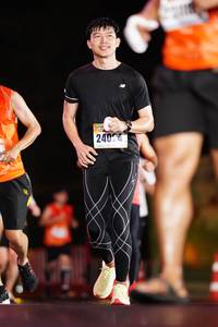 BIB: 2404
                            <button type="button" onclick="openModal(17670626)" class="btn btn-primary btn-sm float-right btn-popup" data-toggle="modal" data-target=".modal-high-quality">
                        <i class="fas fa-shopping-cart"></i> Add to Cart
                    </button>
                                            <button type="button" onclick="isThisMe(17670626, true)" class="btn btn-success btn-sm float-right btn-popup btn-isme hidden" data-toggle="tooltip" data-placement="bottom" title="นี่คือรูปของคุณใช่ไหม คลิกที่นี่เพื่อเอาเข้าอัลบั้ม">
                        <i class="fas fa-plus"></i> Add to album
                    </button>
                    <button type="button" onclick="isThisMe(17670626, false)" class="btn btn-warning btn-sm float-right btn-popup btn-isnotme hidden">
                        <i class="fas fa-ban"></i> Remove from album
                    </button>