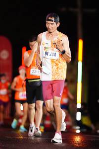 BIB: 214, 2315
                            <button type="button" onclick="openModal(17674037)" class="btn btn-primary btn-sm float-right btn-popup" data-toggle="modal" data-target=".modal-high-quality">
                        <i class="fas fa-shopping-cart"></i> Add to Cart
                    </button>
                                            <button type="button" onclick="isThisMe(17674037, true)" class="btn btn-success btn-sm float-right btn-popup btn-isme hidden" data-toggle="tooltip" data-placement="bottom" title="นี่คือรูปของคุณใช่ไหม คลิกที่นี่เพื่อเอาเข้าอัลบั้ม">
                        <i class="fas fa-plus"></i> Add to album
                    </button>
                    <button type="button" onclick="isThisMe(17674037, false)" class="btn btn-warning btn-sm float-right btn-popup btn-isnotme hidden">
                        <i class="fas fa-ban"></i> Remove from album
                    </button>